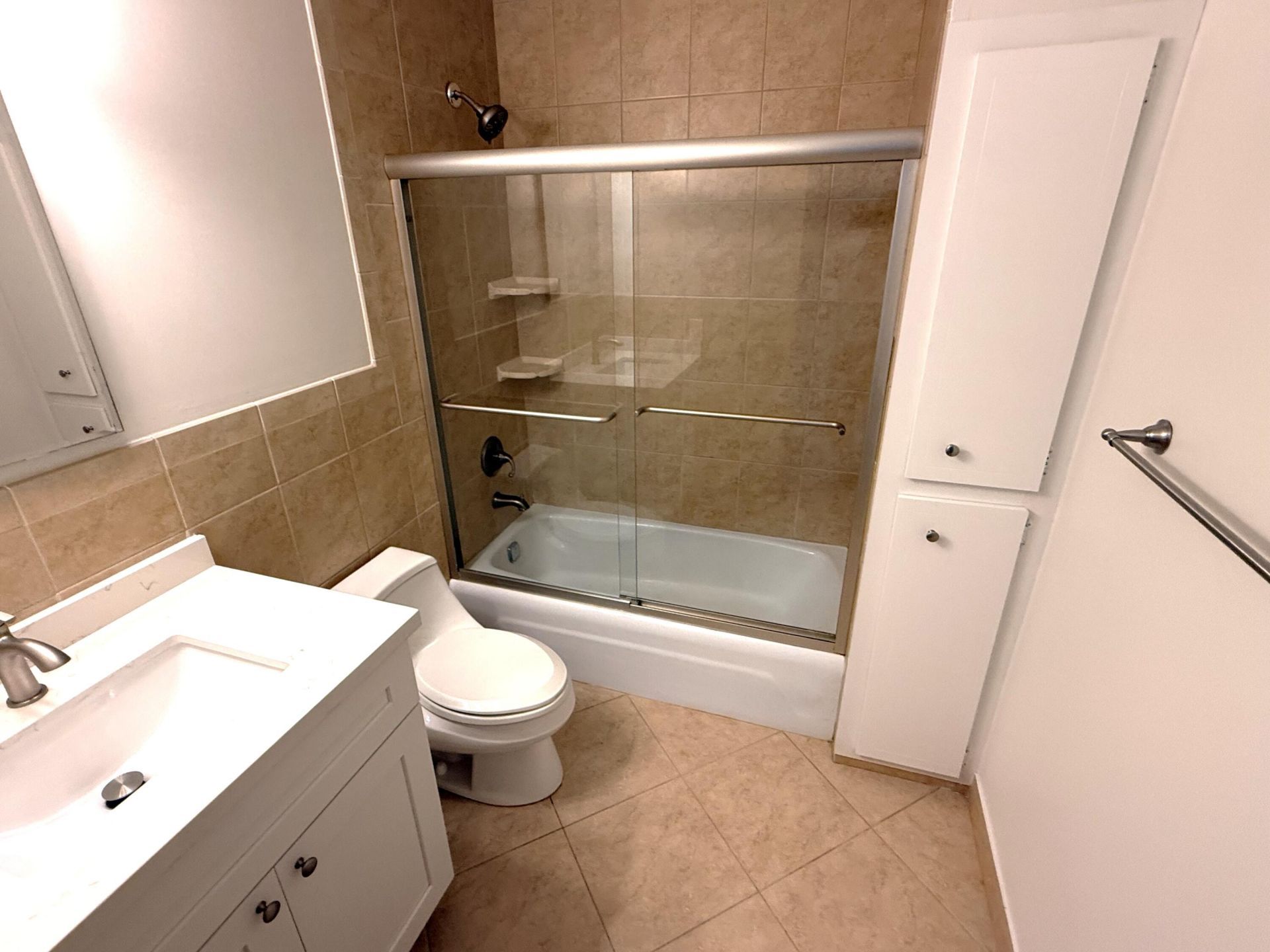 2220 NE 68 Street, Unit 1007, Fort Lauderdale, FL 33308 Photo