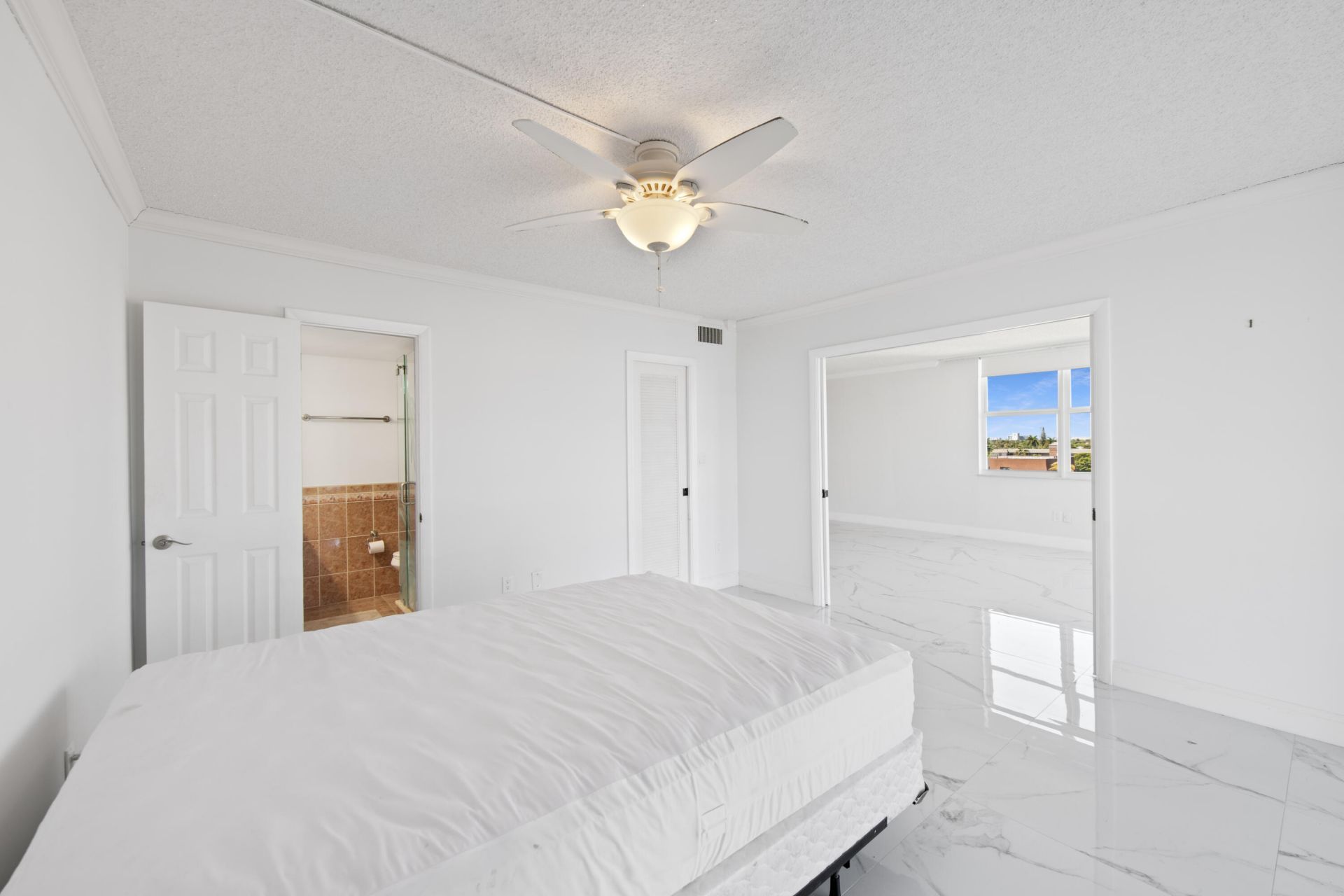 3100 NE 49th Street, Unit 601, Fort Lauderdale, FL 33308 Photo