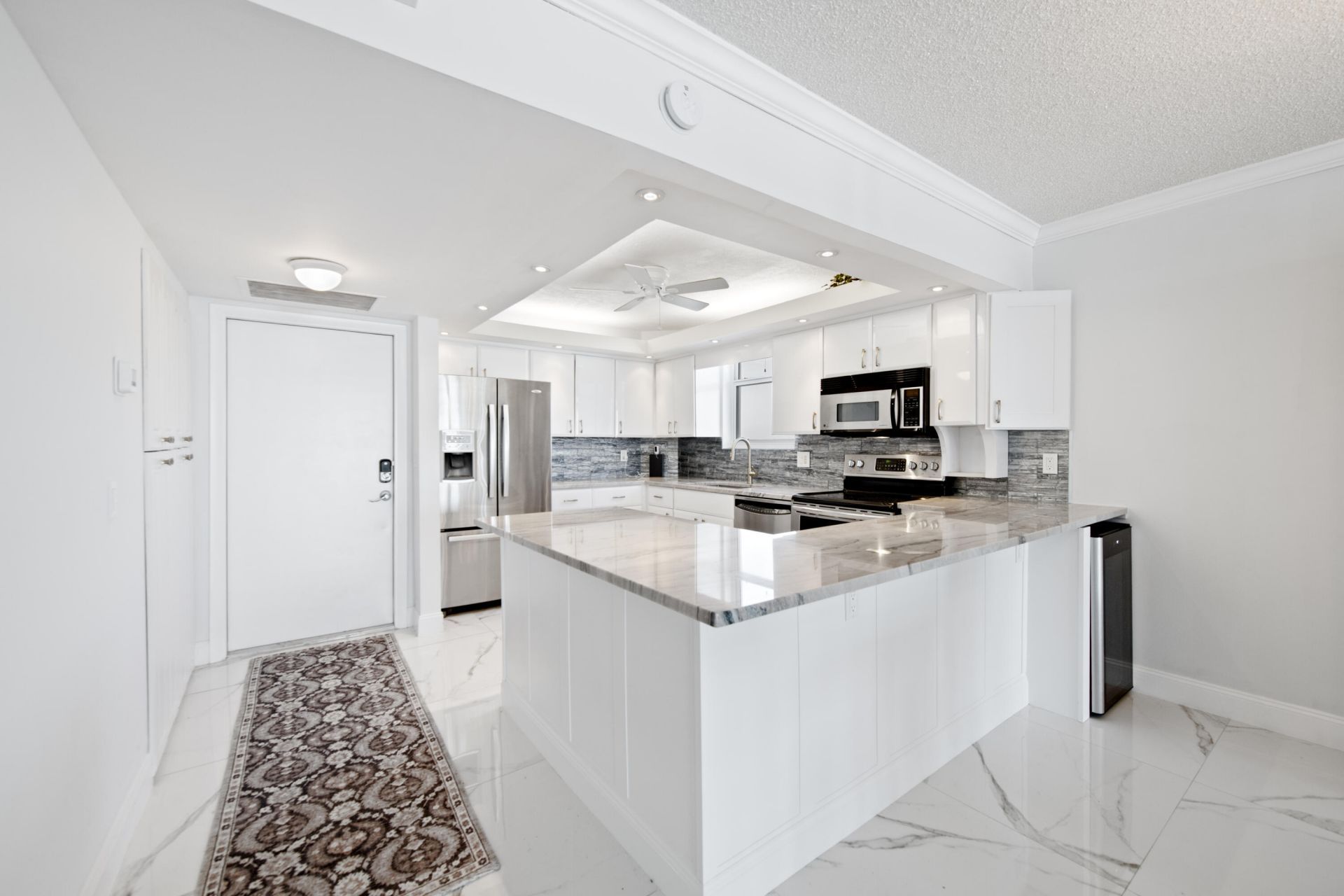 3100 NE 49th Street, Unit 601, Fort Lauderdale, FL 33308 Photo