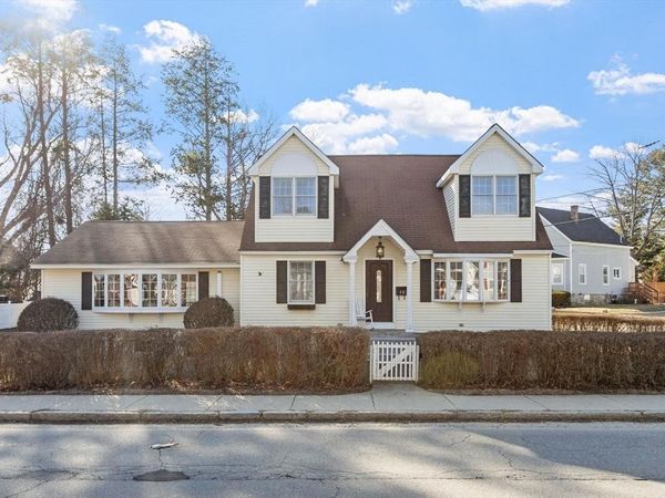 16 Green St, Methuen, MA 01844