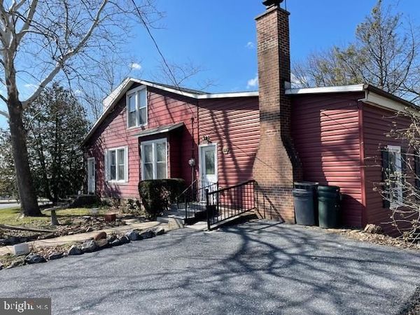 19 S ARLENE STREET, HARRISBURG, PA 17112