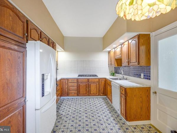 608 WASHINGTON LANE, JENKINTOWN, PA 19046