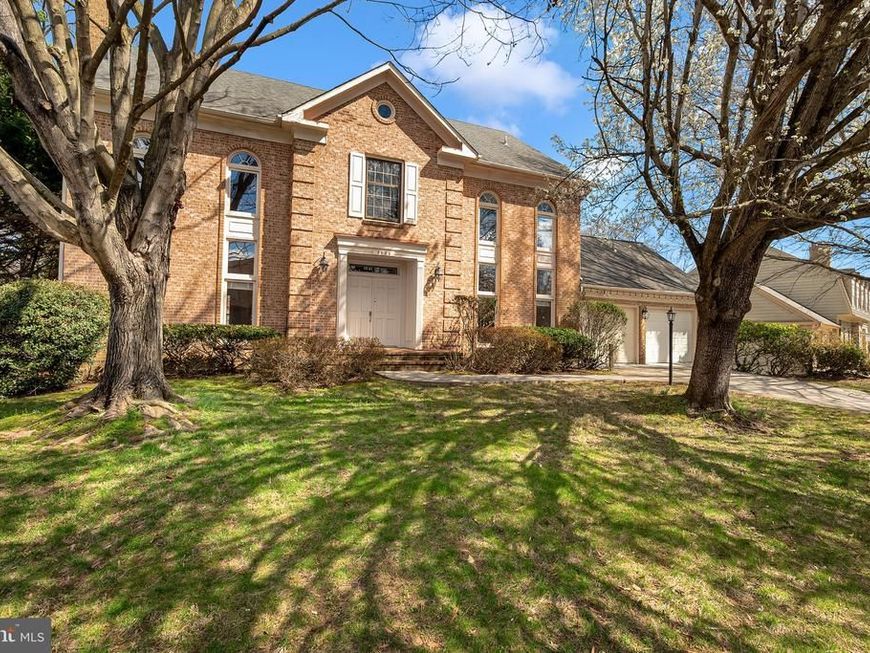 5825 Mossrock , Rockville, MD 20852 Main Photo