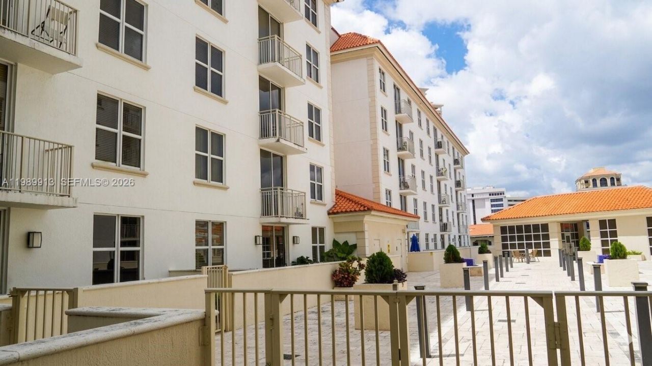 2030 S Douglas Rd, Unit 414, Coral Gables, FL 33134 Photo