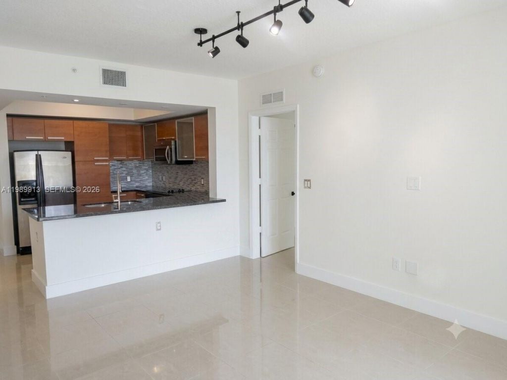 2030 S Douglas Rd, Unit 414, Coral Gables, FL 33134 Photo