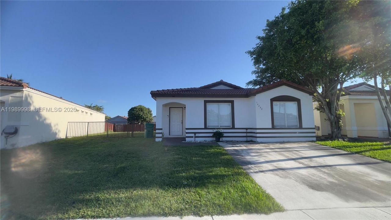 14252 SW 175th Ter, Miami, FL 33177 Photo