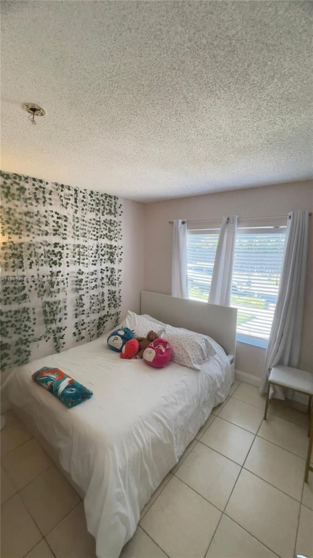 14252 SW 175th Ter, Miami, FL 33177 Photo