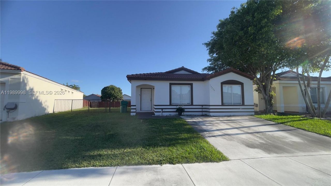 14252 SW 175th Ter, Miami, FL 33177 Photo