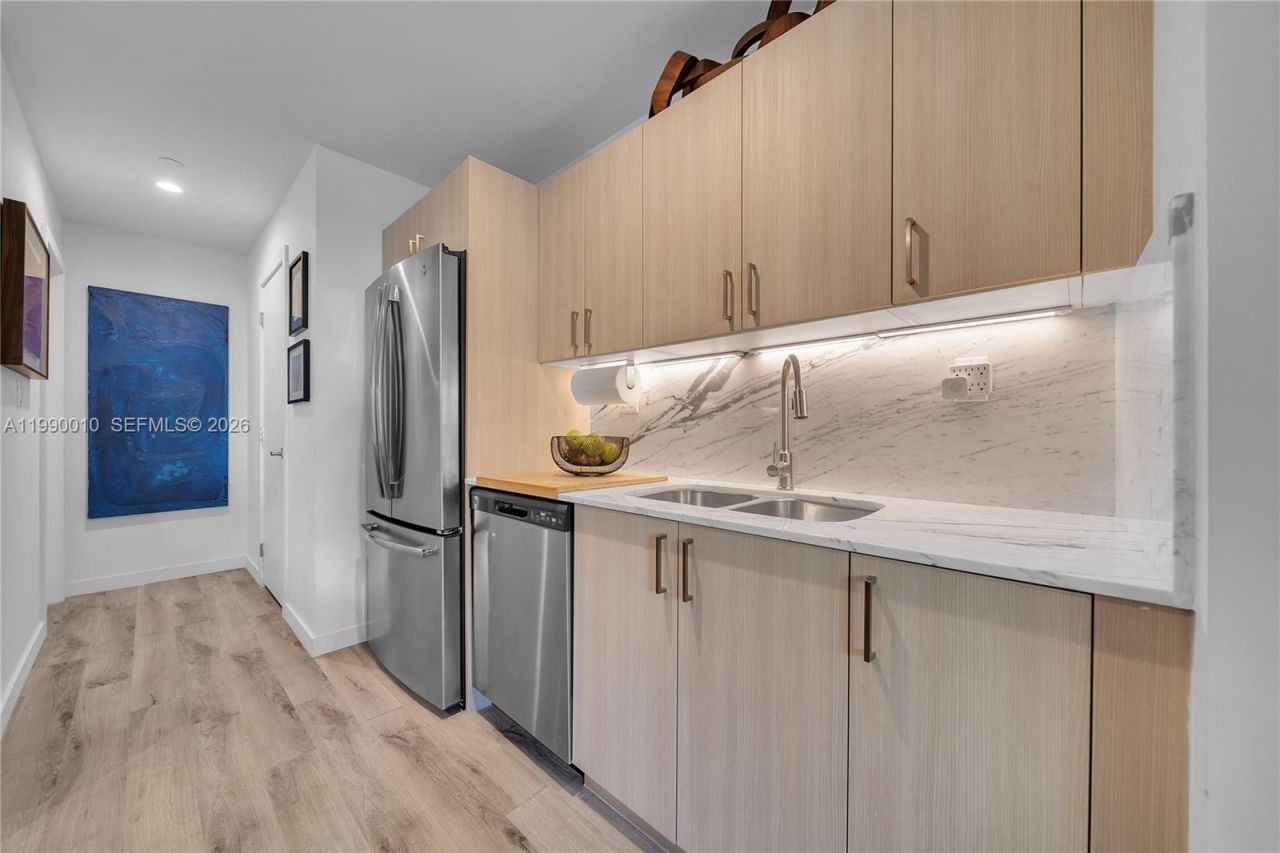 320 NE 126th St , Unit 32, North Miami, FL 33161 Photo