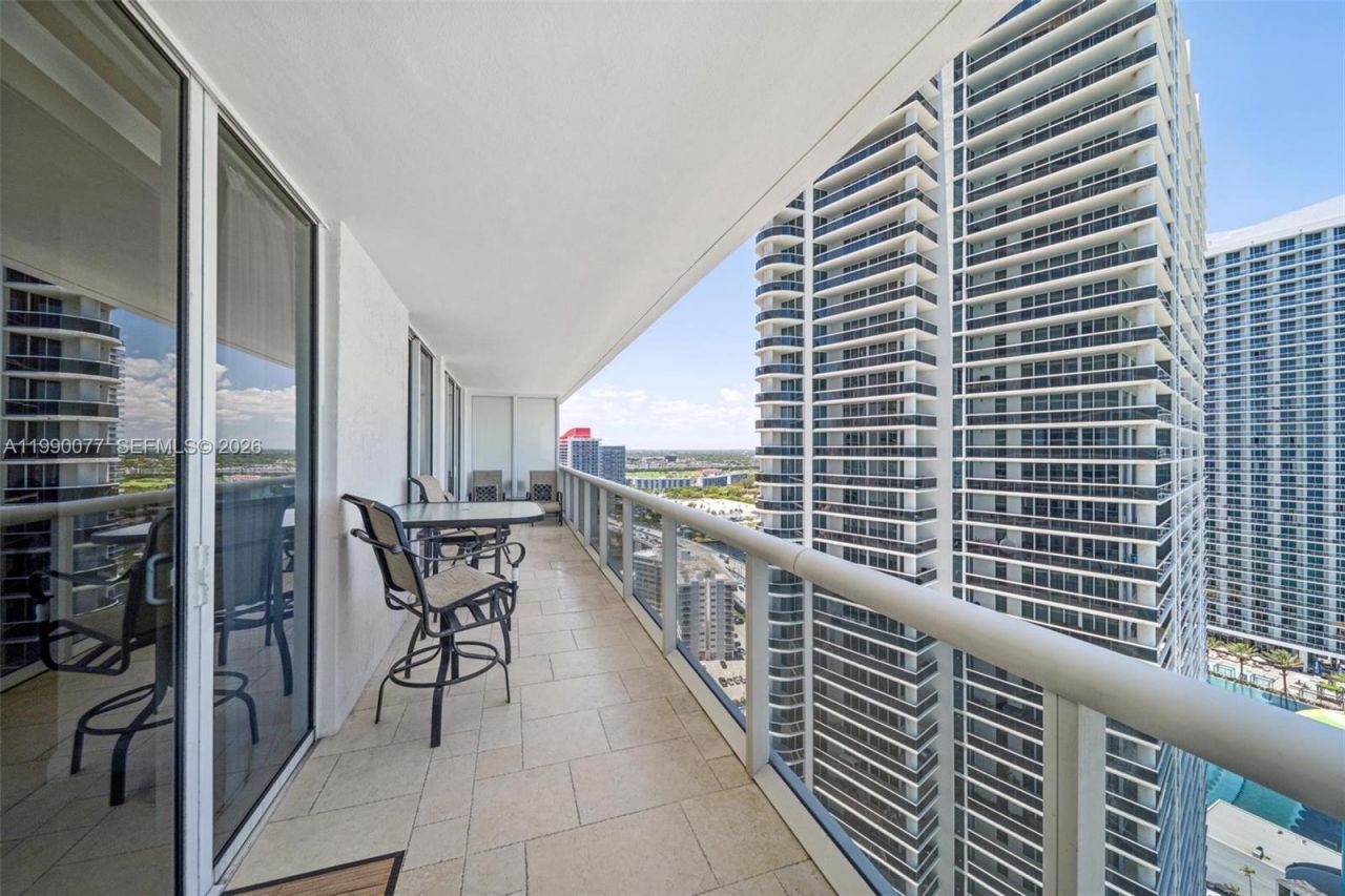 1830 S Ocean Dr, Unit 3111, Hallandale Beach, FL 33009 Photo