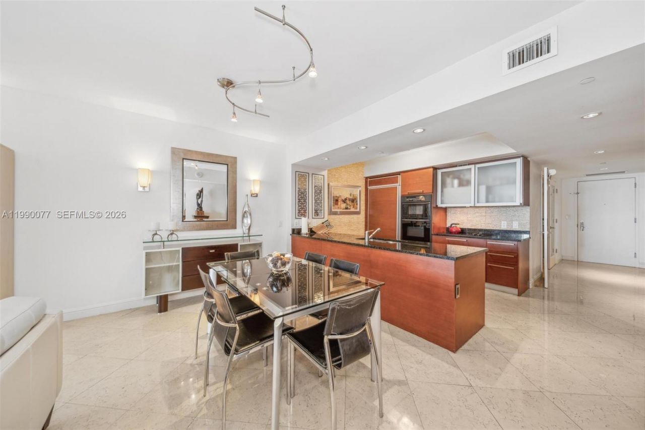 1830 S Ocean Dr, Unit 3111, Hallandale Beach, FL 33009 Photo