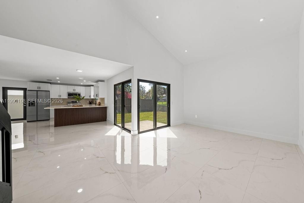 10510 SW 148th Ave Dr, Miami, FL 33196 Photo