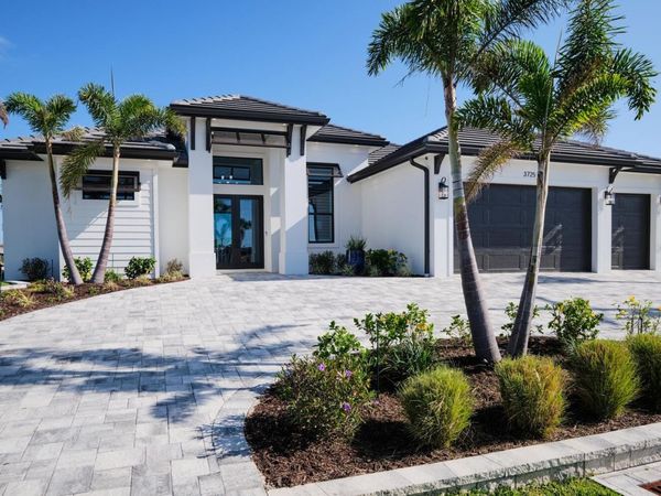 2203 SW 52ND STREET , CAPE CORAL, FL 33914