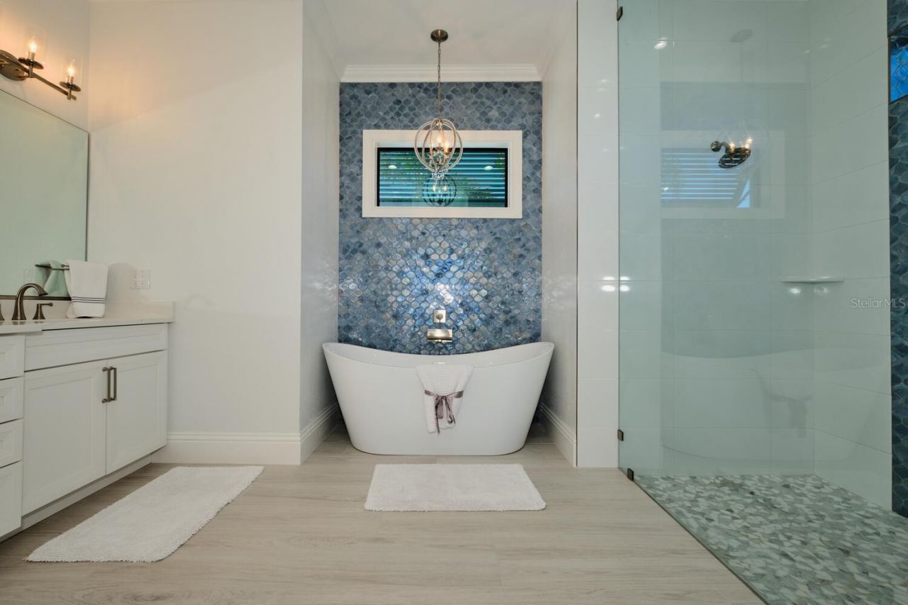 2203 SW 52nd Street , Cape Coral, FL 33914 Photo