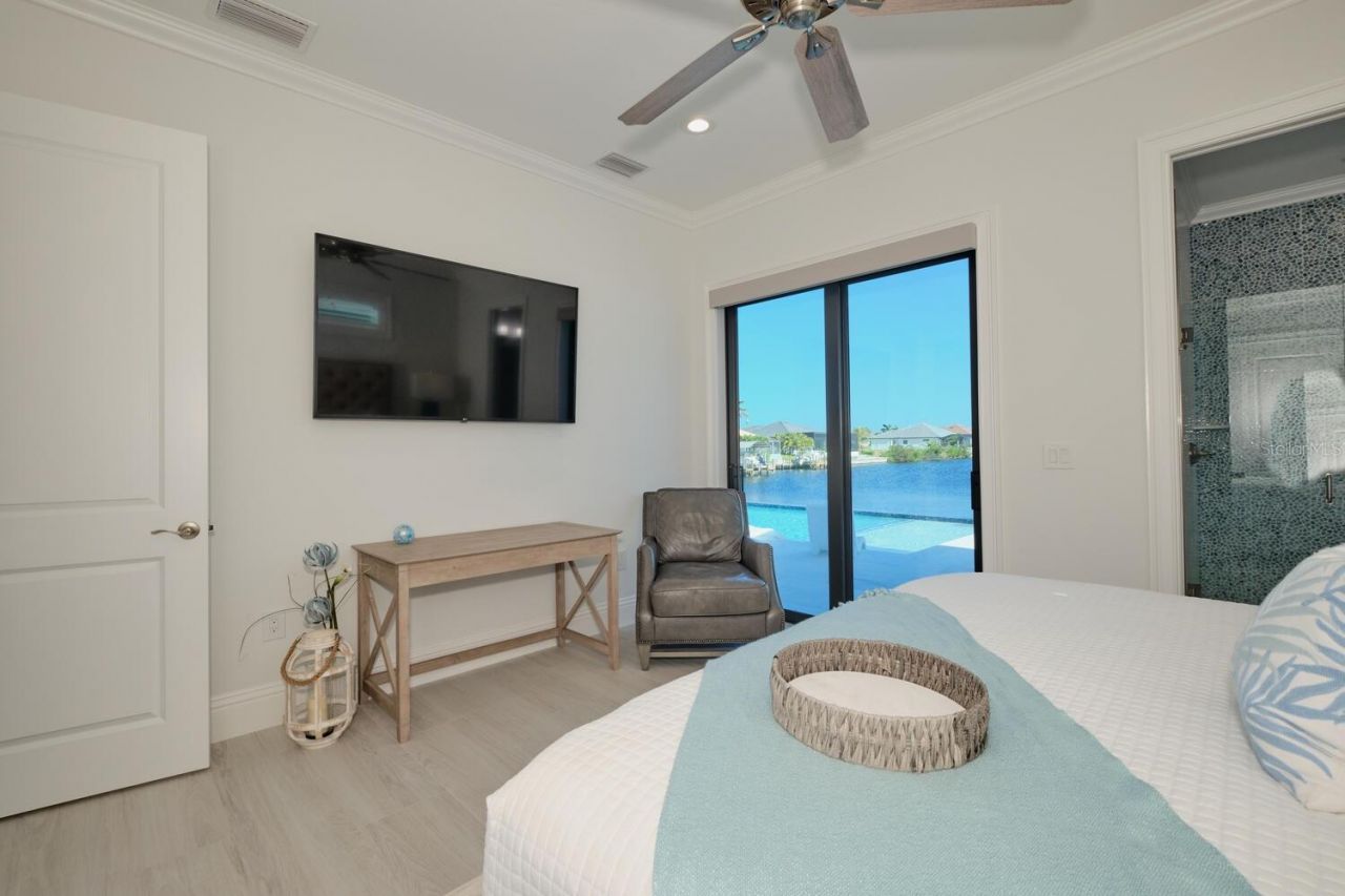 2203 SW 52nd Street , Cape Coral, FL 33914 Photo