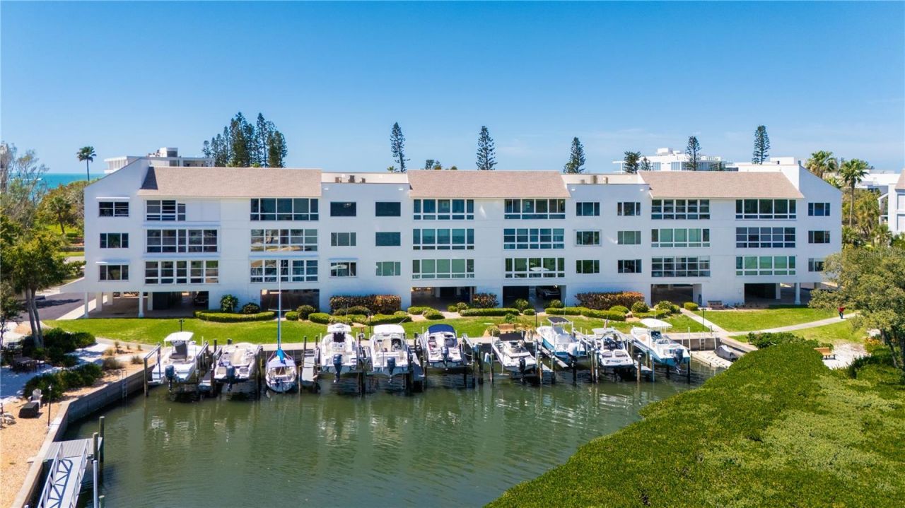 4500 Gulf Of Mexico Drive, Unit 3, Longboat Key, FL 34228 Photo