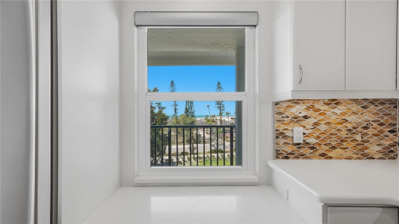 4500 Gulf Of Mexico Drive, Unit 3, Longboat Key, FL 34228 Photo