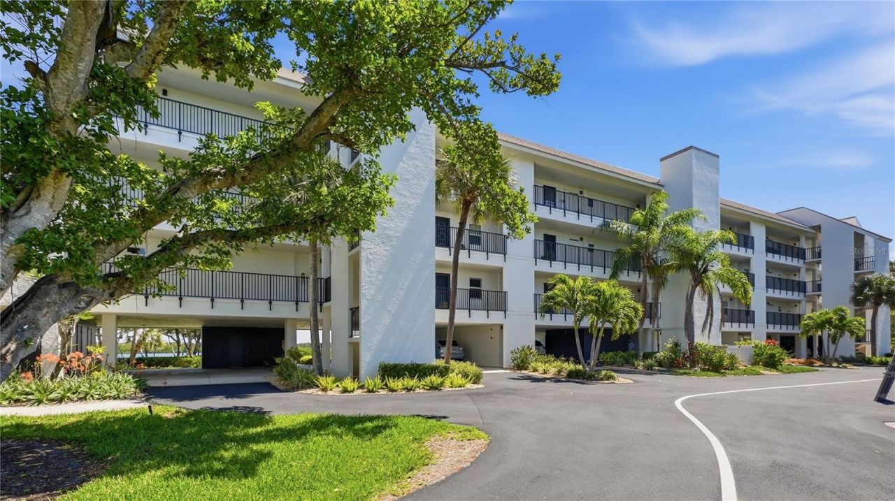 4500 Gulf Of Mexico Drive, Unit 3, Longboat Key, FL 34228 Photo