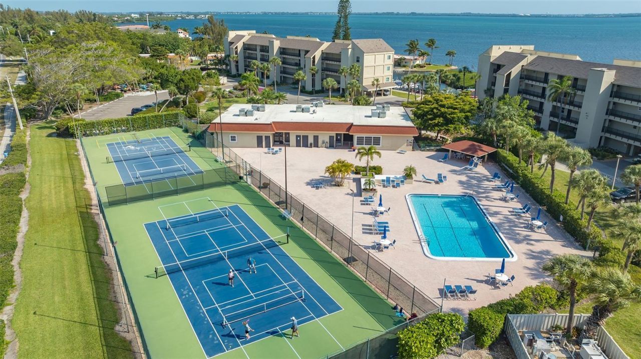 4500 Gulf Of Mexico Drive, Unit 3, Longboat Key, FL 34228 Photo