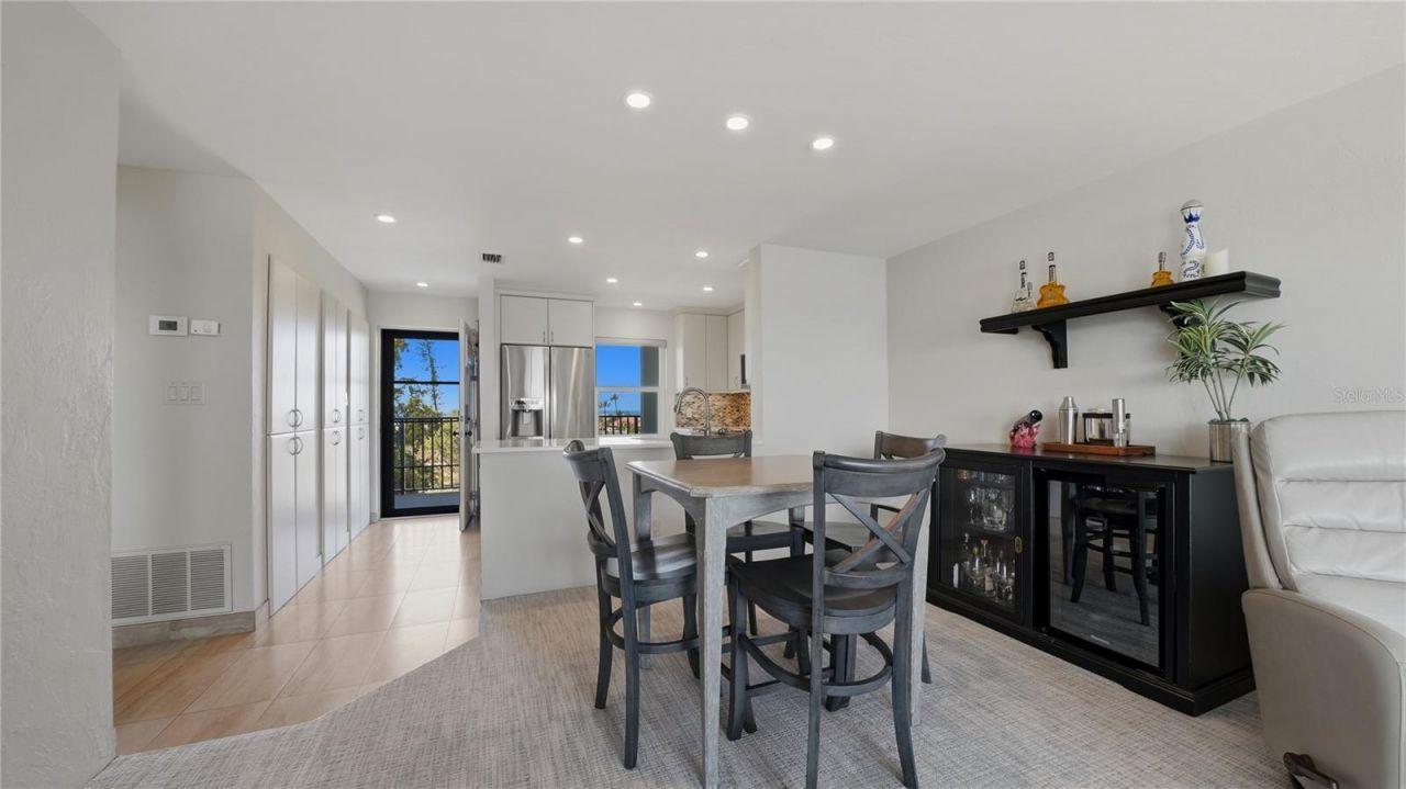 4500 Gulf Of Mexico Drive, Unit 3, Longboat Key, FL 34228 Photo