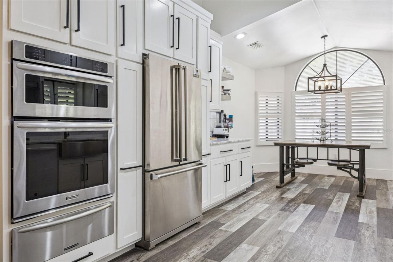 312 Waterwood Drive , Yalaha, FL 34797 Photo