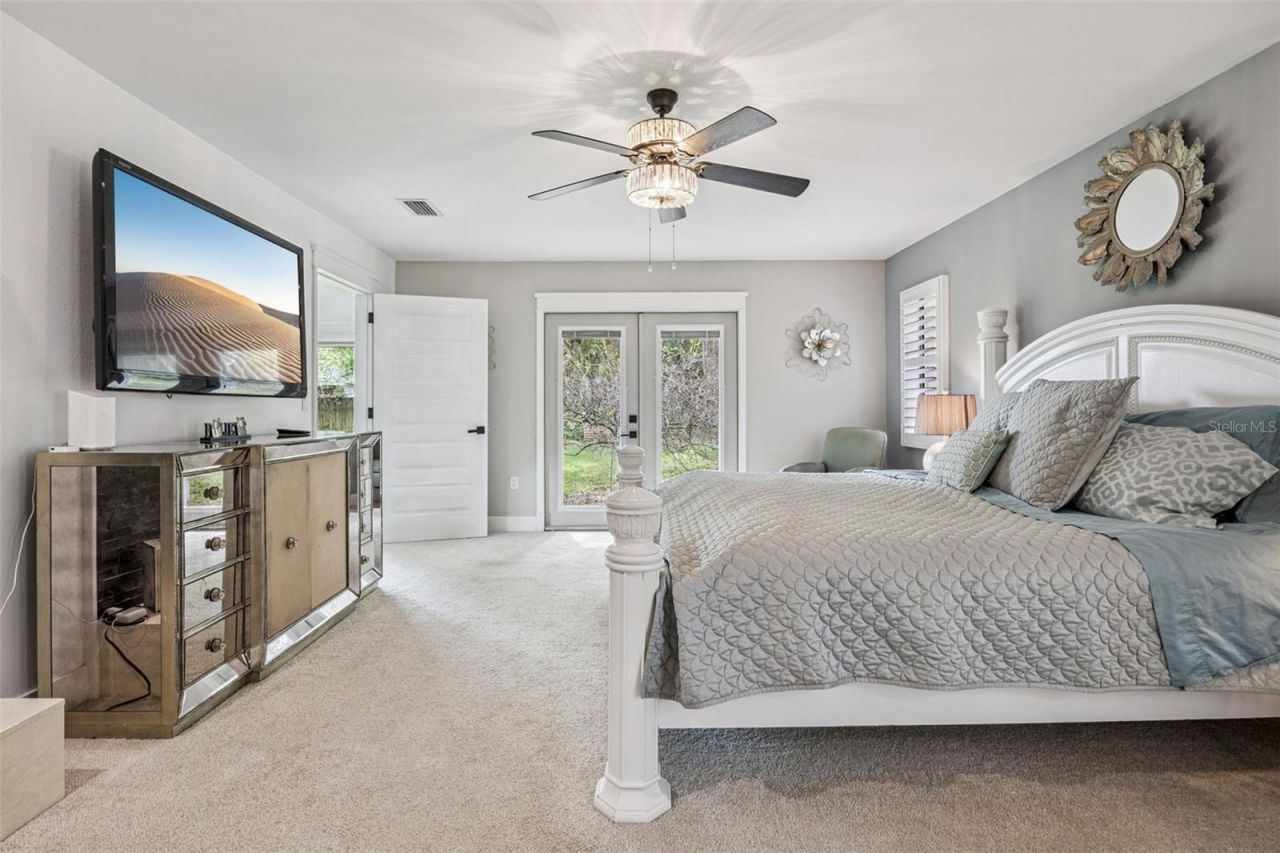 312 Waterwood Drive , Yalaha, FL 34797 Photo