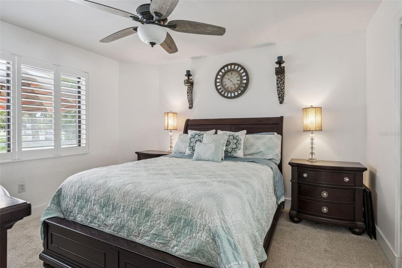 312 Waterwood Drive , Yalaha, FL 34797 Photo