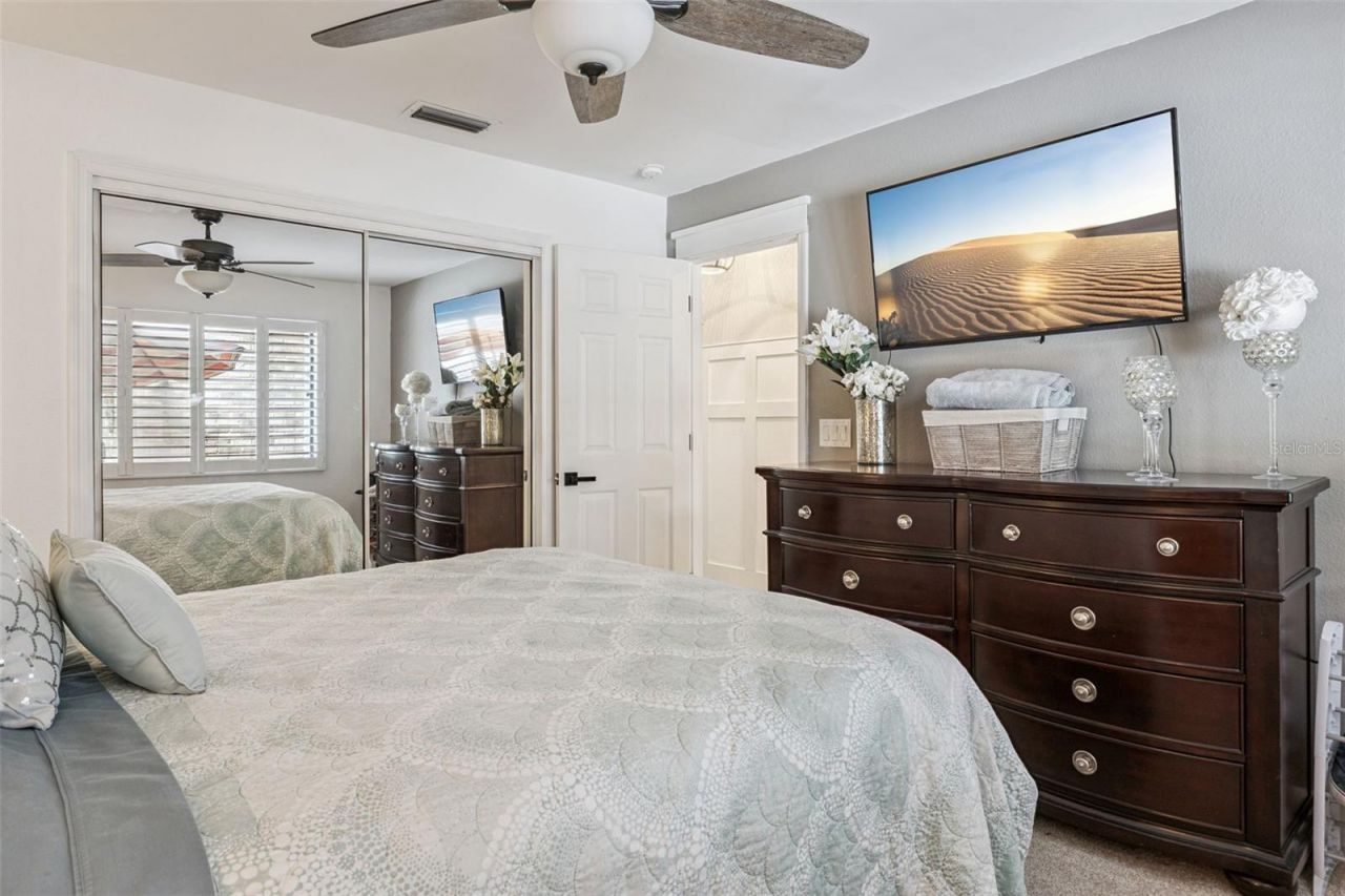 312 Waterwood Drive , Yalaha, FL 34797 Photo