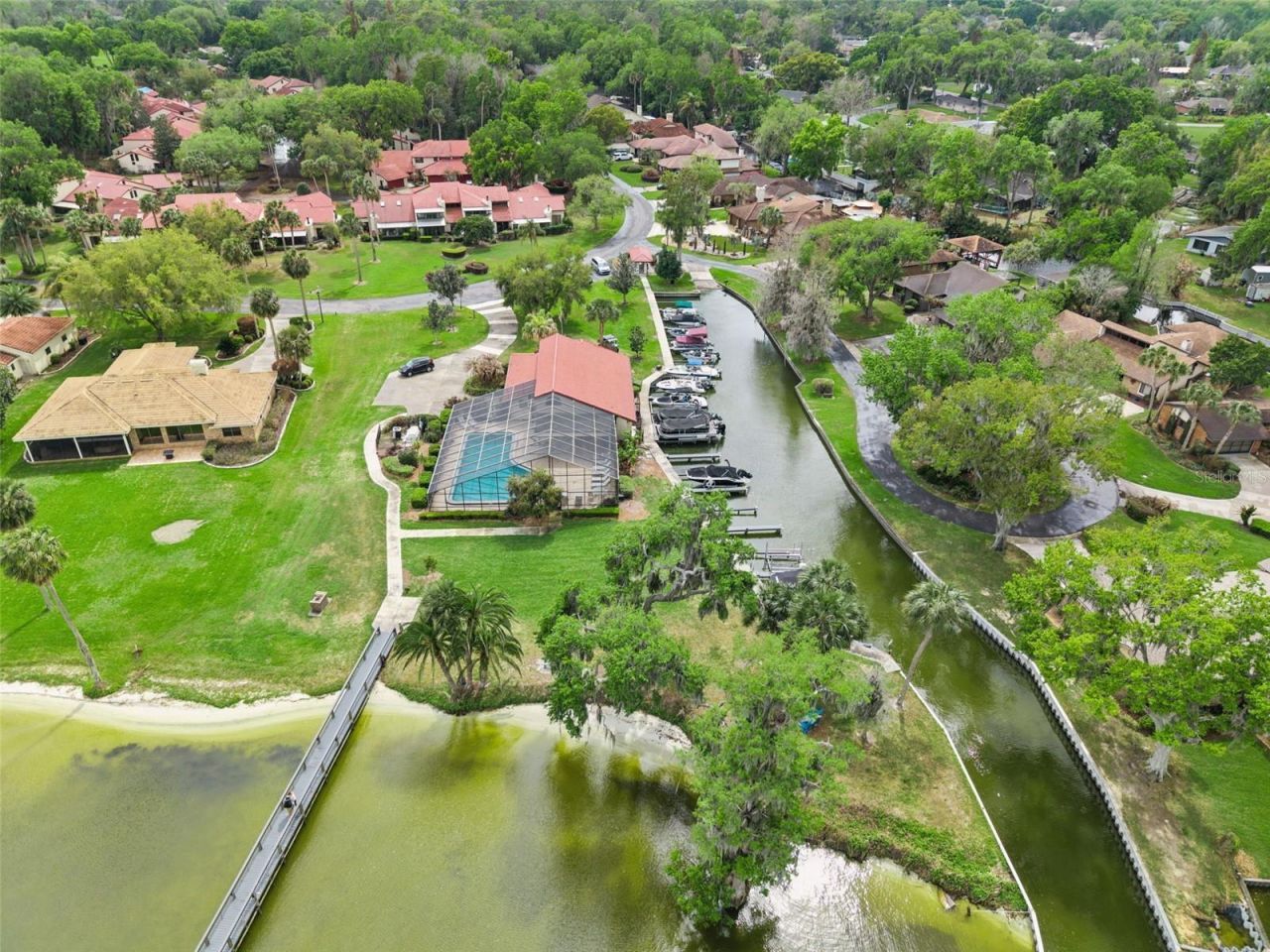 312 Waterwood Drive , Yalaha, FL 34797 Photo