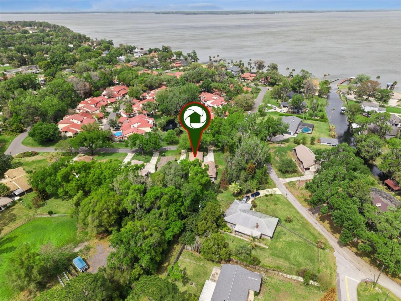 312 Waterwood Drive , Yalaha, FL 34797 Photo