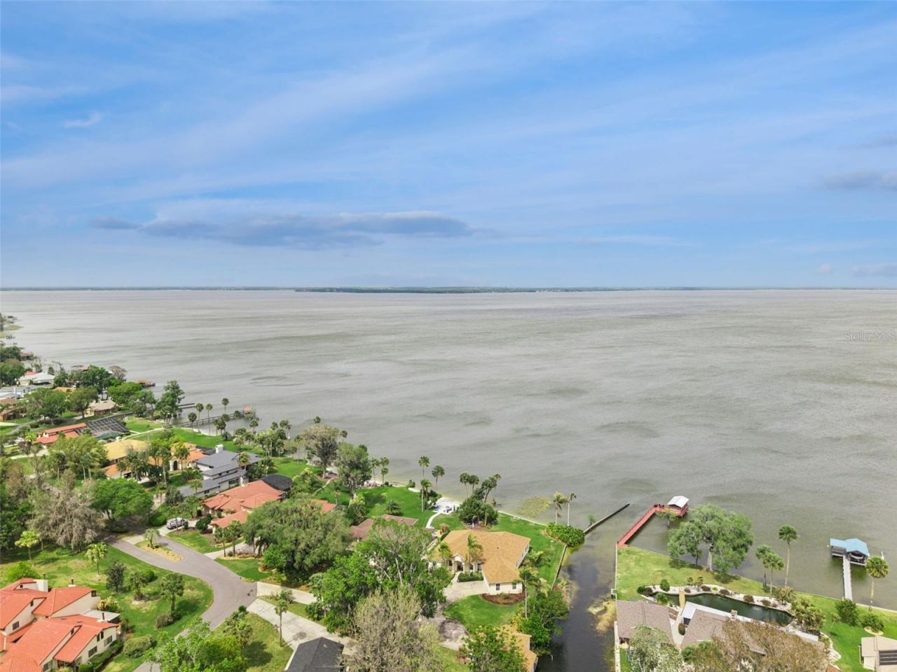 312 Waterwood Drive , Yalaha, FL 34797 Photo