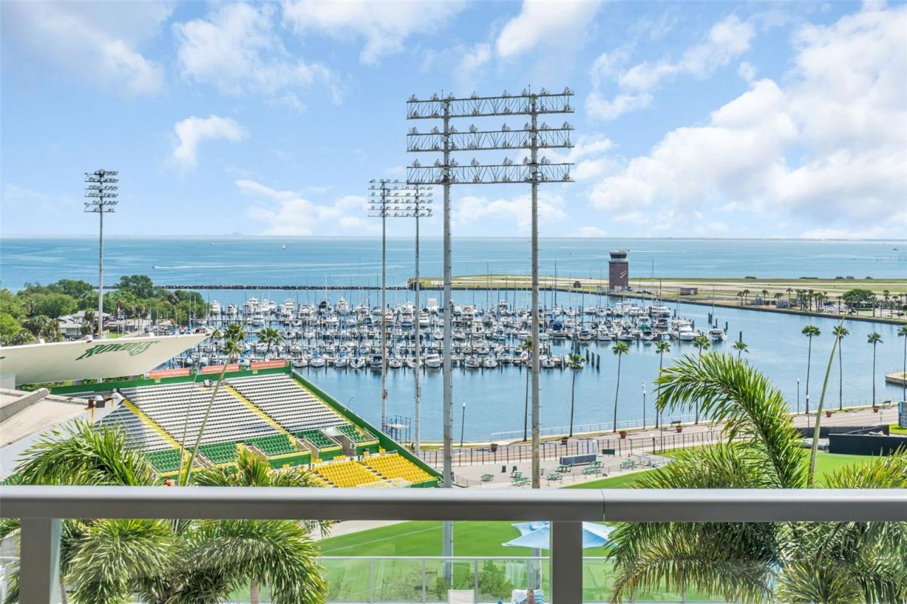 301 1st Street S, Unit 903, Saint Petersburg, FL 33701 Photo