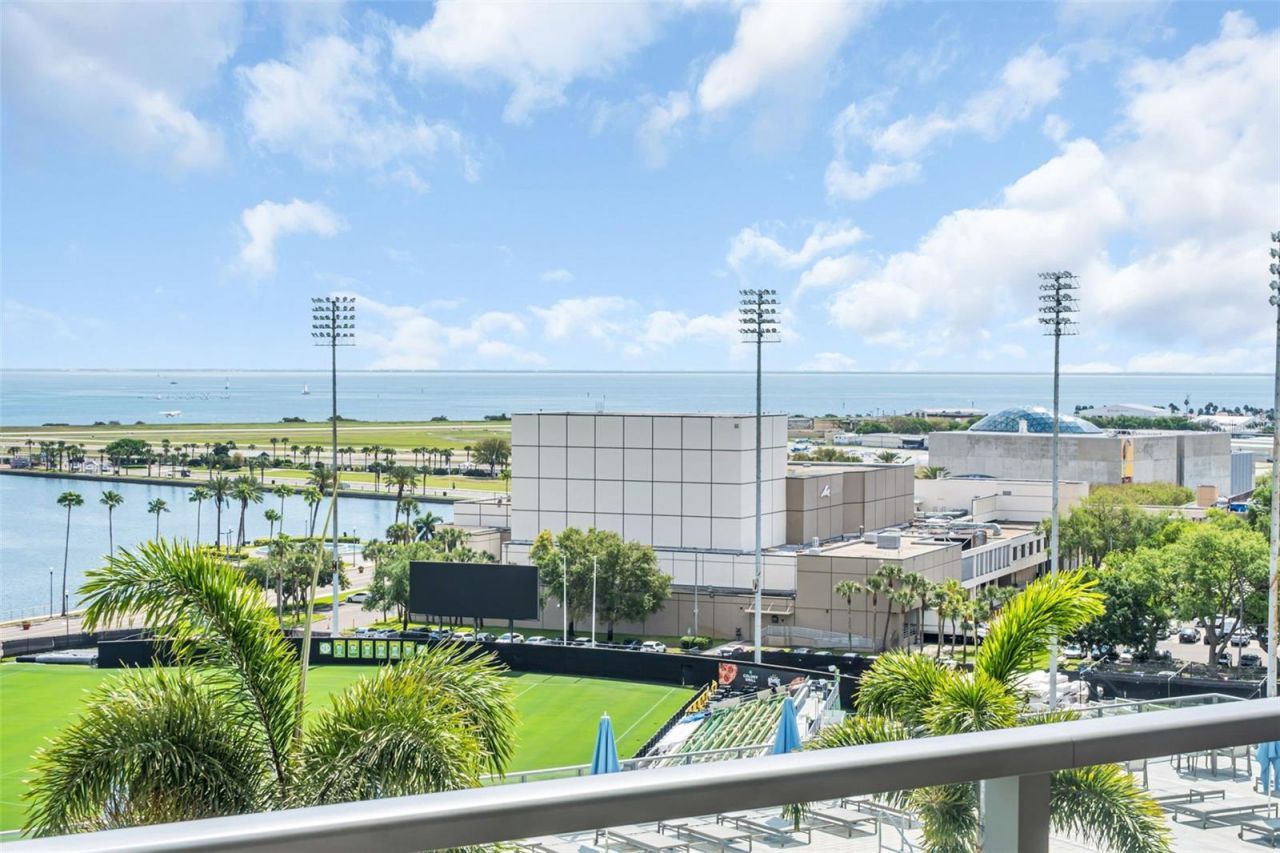 301 1st Street S, Unit 903, Saint Petersburg, FL 33701 Photo