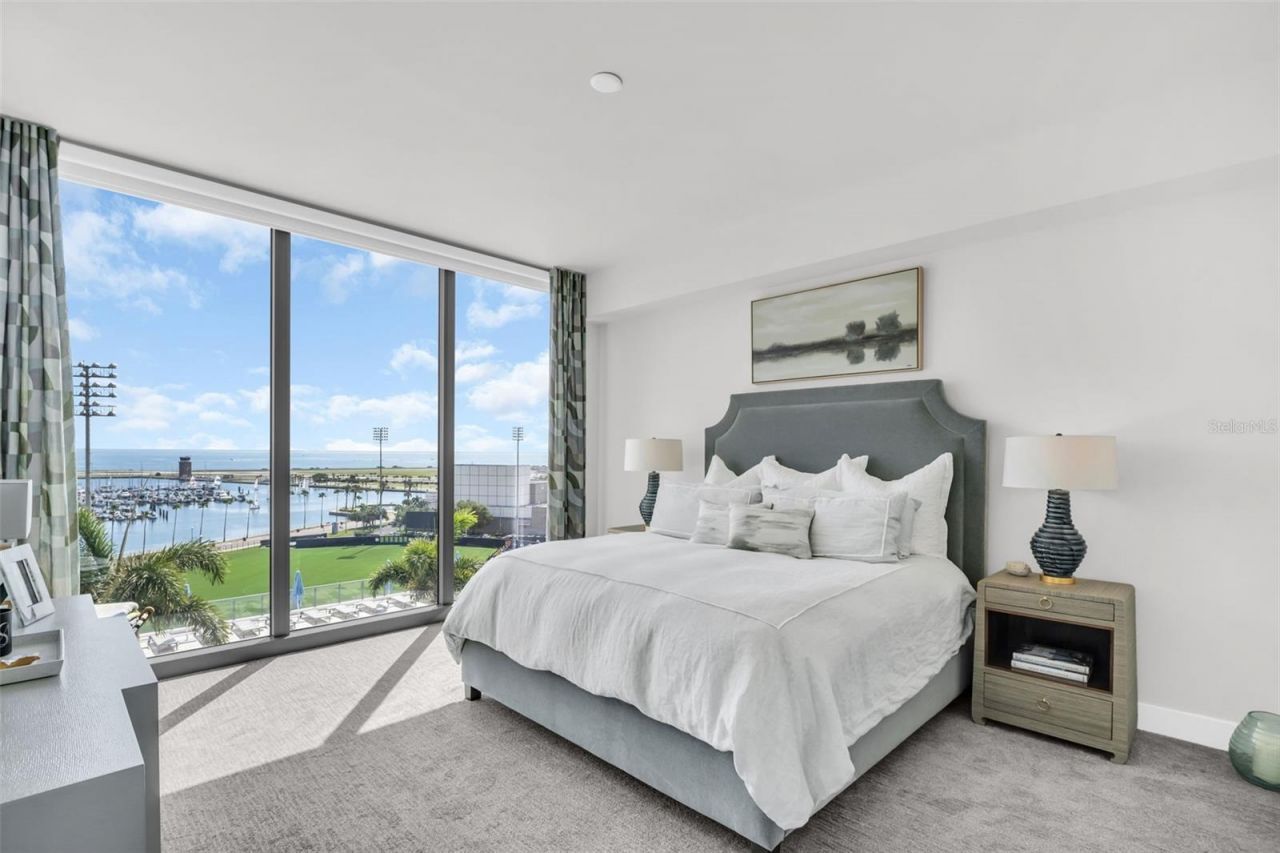 301 1st Street S, Unit 903, Saint Petersburg, FL 33701 Photo