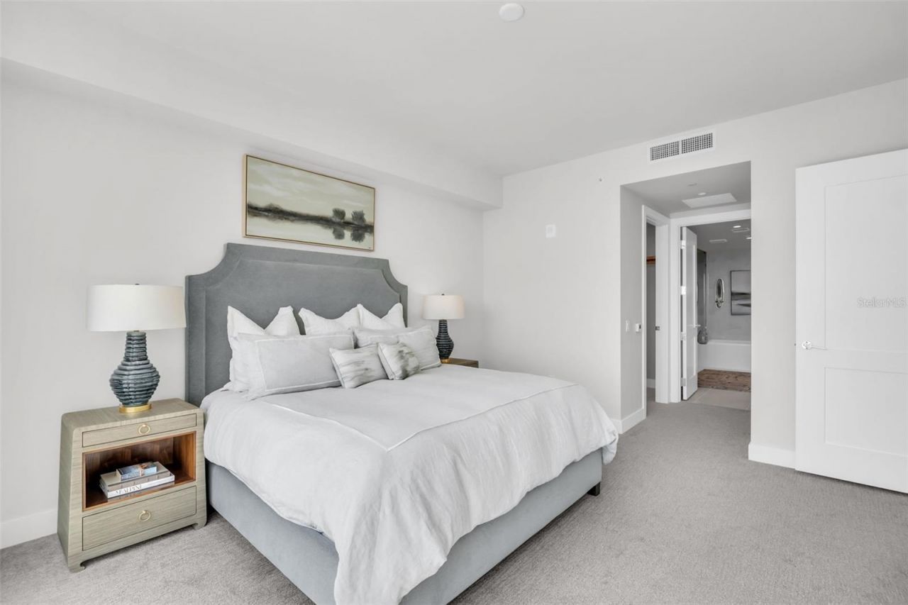 301 1st Street S, Unit 903, Saint Petersburg, FL 33701 Photo