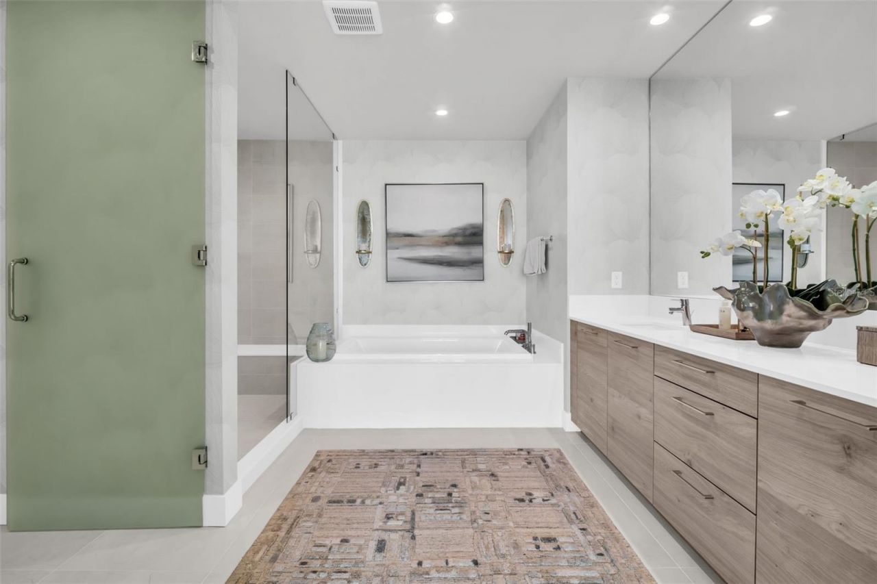 301 1st Street S, Unit 903, Saint Petersburg, FL 33701 Photo