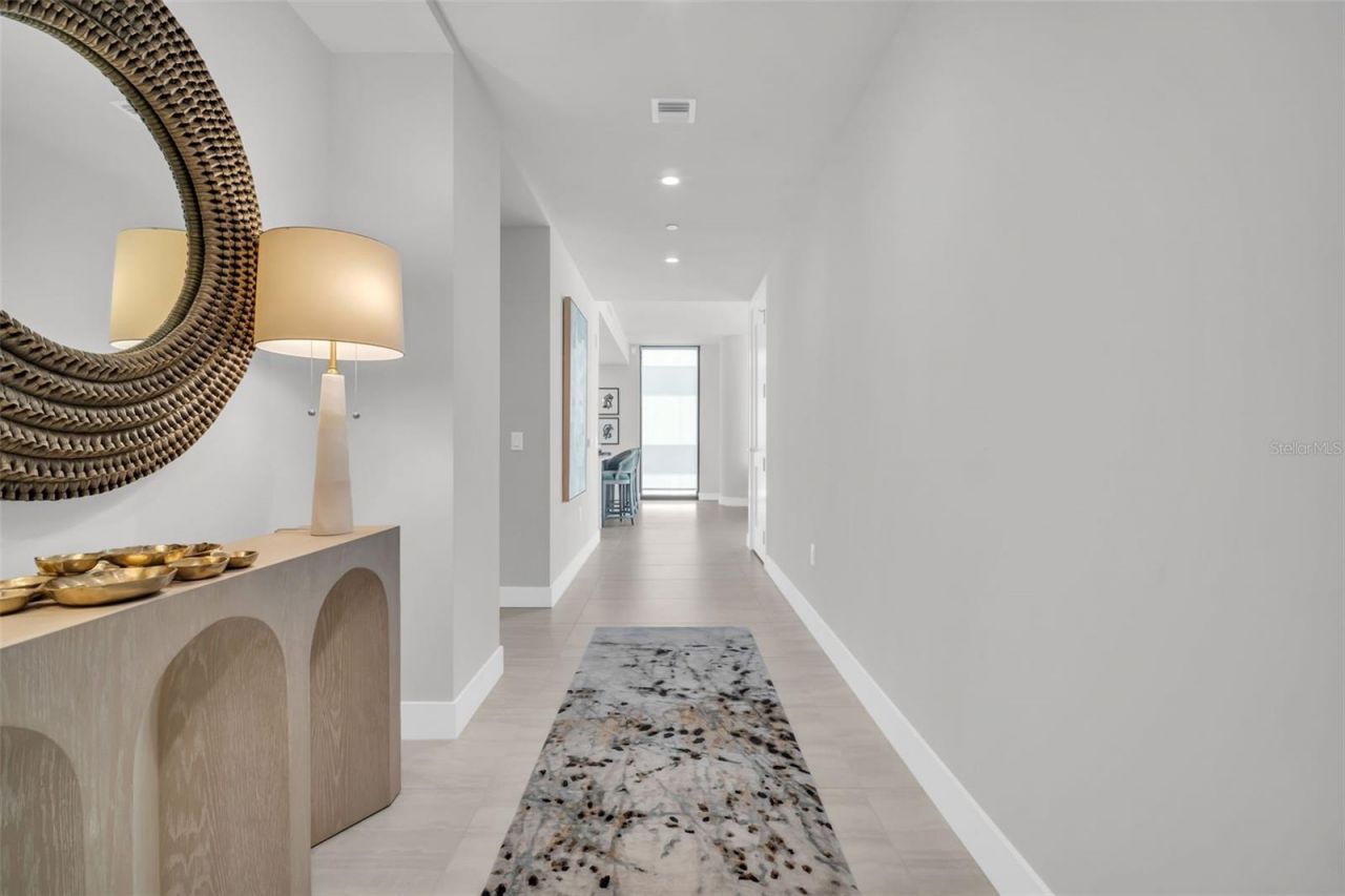 301 1st Street S, Unit 903, Saint Petersburg, FL 33701 Photo