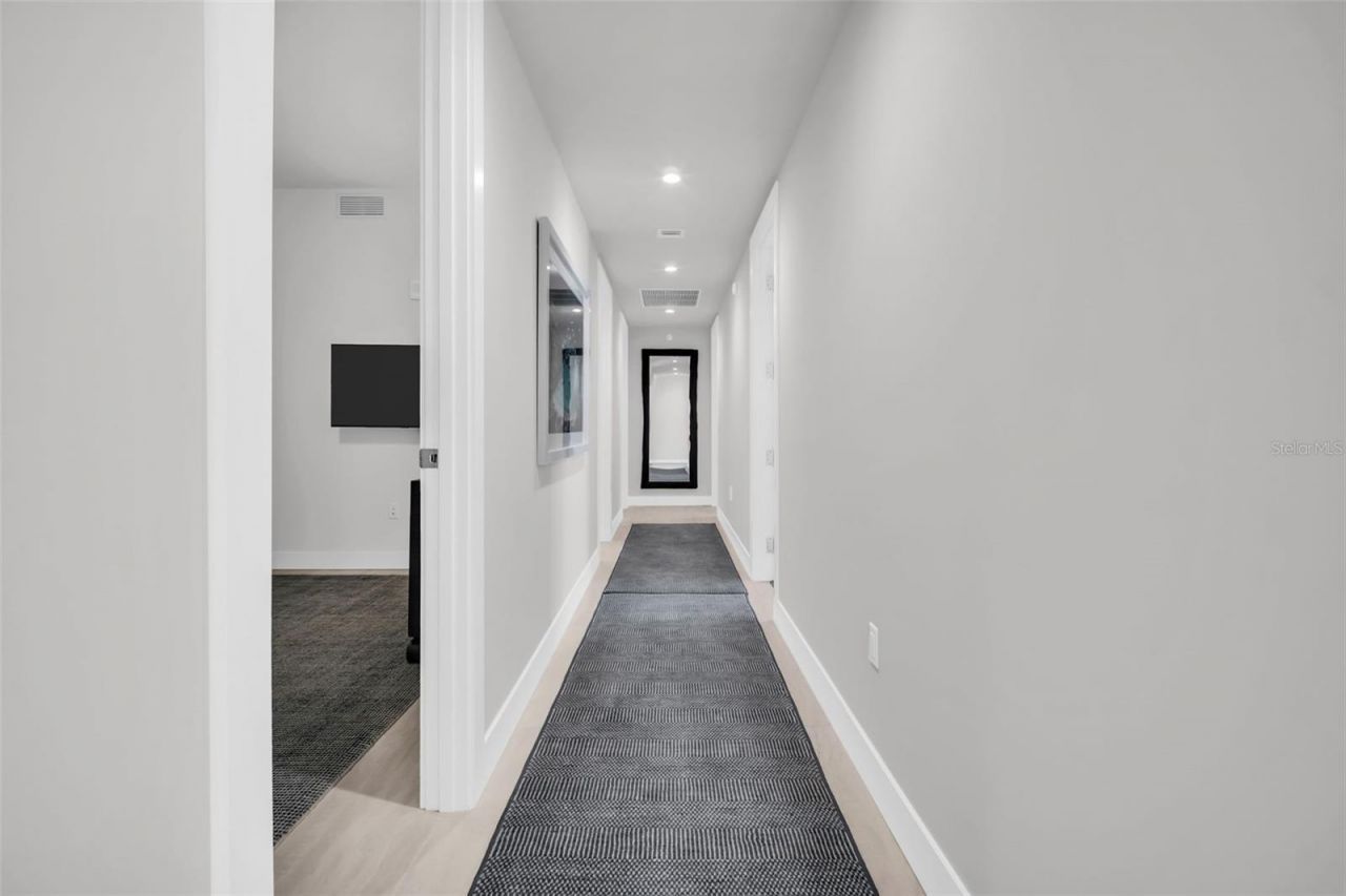 301 1st Street S, Unit 903, Saint Petersburg, FL 33701 Photo