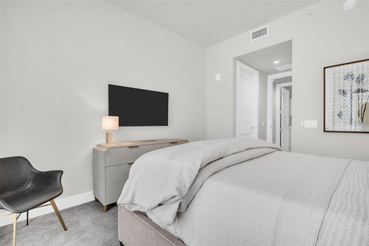 301 1st Street S, Unit 903, Saint Petersburg, FL 33701 Photo