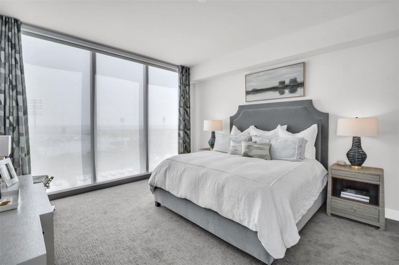 301 1st Street S, Unit 903, Saint Petersburg, FL 33701 Photo