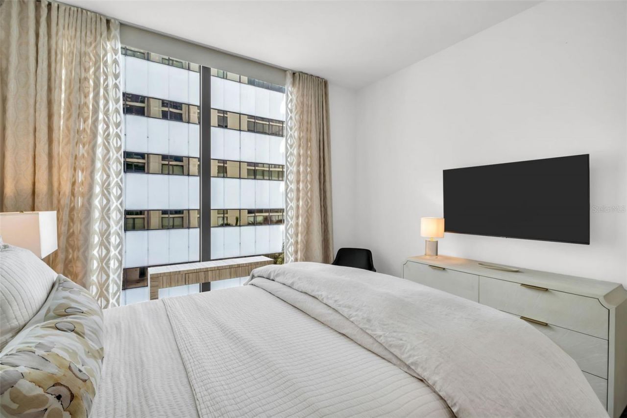 301 1st Street S, Unit 903, Saint Petersburg, FL 33701 Photo