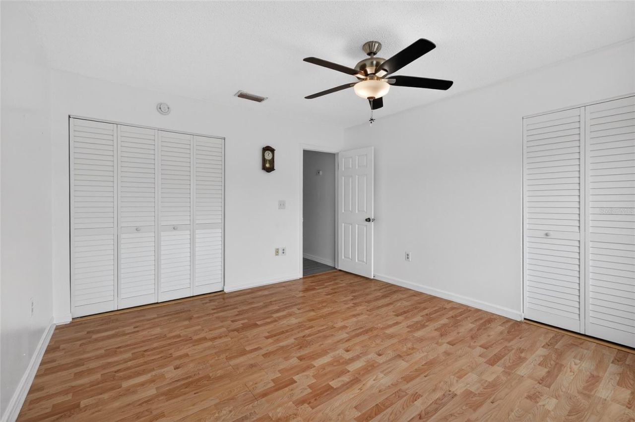 657 99th Avenue N, Unit 202, Saint Petersburg, FL 33702 Photo