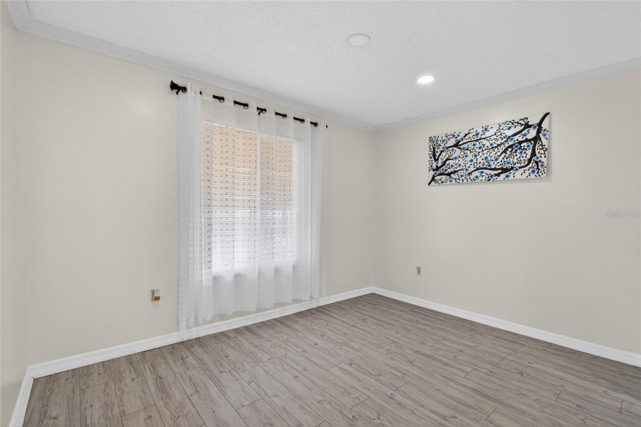 657 99th Avenue N, Unit 202, Saint Petersburg, FL 33702 Photo