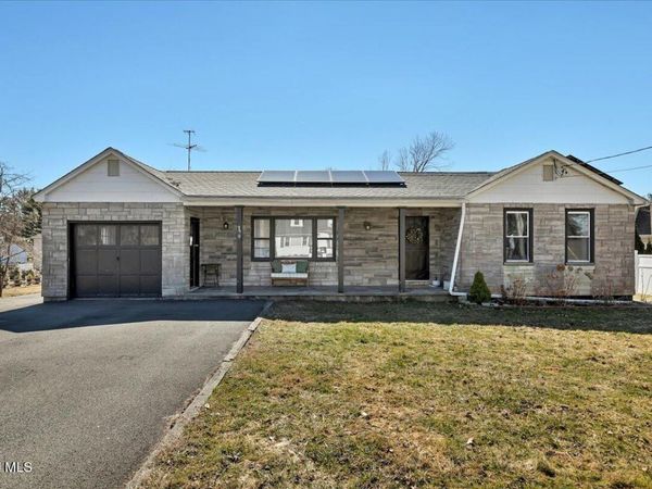 124 Beacon Road, Glenmont, NY 12077