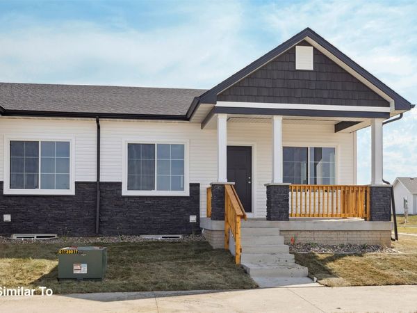 916 Sawgrass Drive, Norwalk, IA 50211