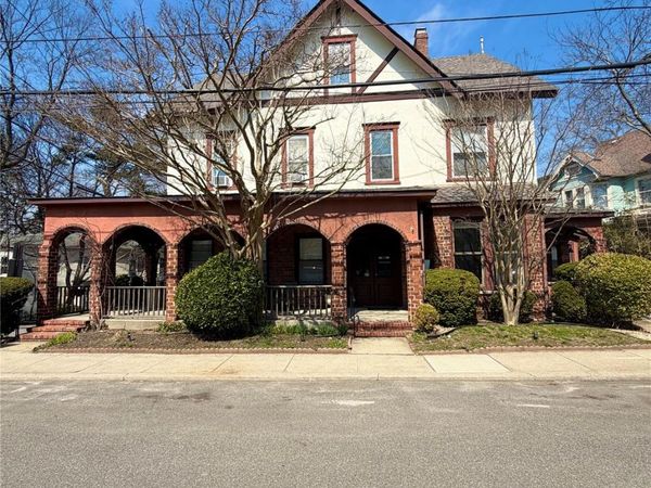 65 Summit Ave, Unit 1, Sea Cliff, NY 11579