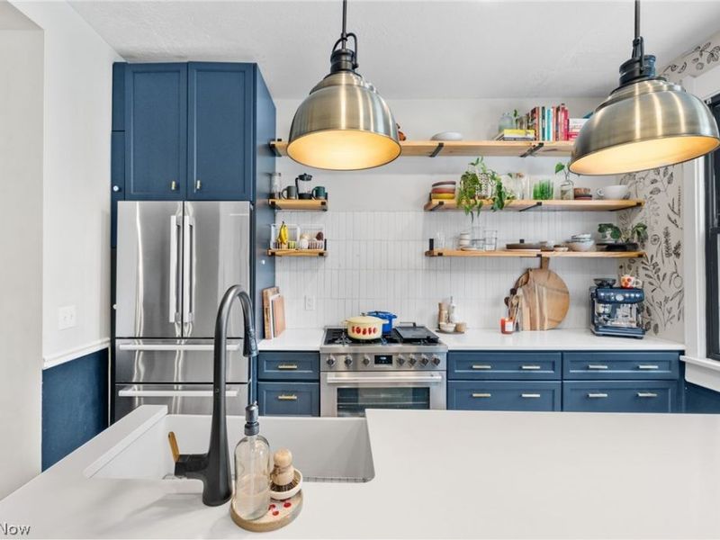 3064 Mabel Court, Unit 5, Cleveland, OH 44113 Photo 11