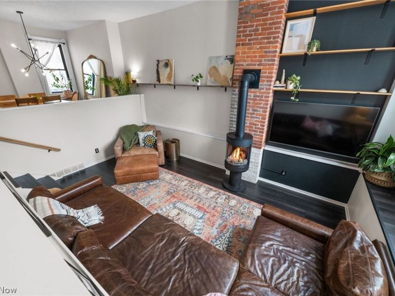 3064 Mabel Court, Unit 5, Cleveland, OH 44113 Photo 6