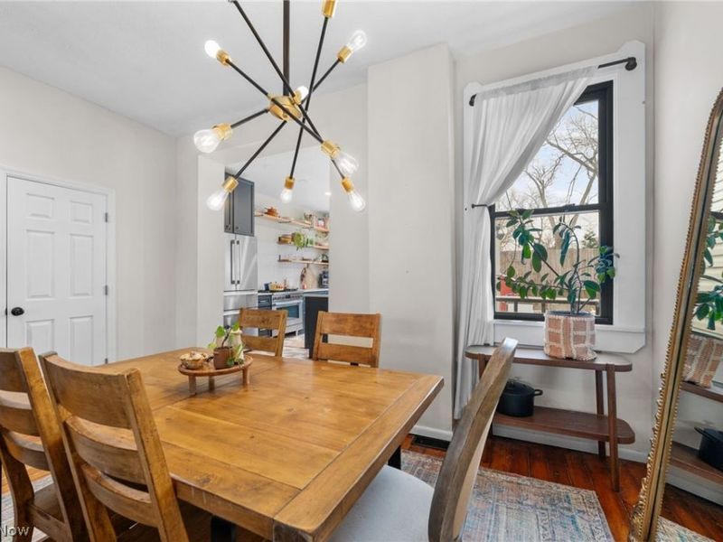 3064 Mabel Court, Unit 5, Cleveland, OH 44113 Photo 8