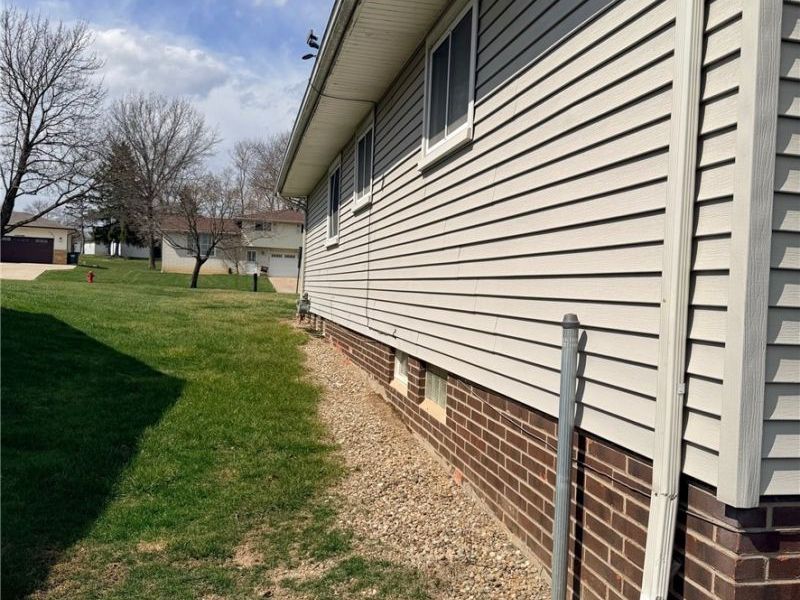 6081 Sunset Drive, Bedford Heights, OH 44146 Photo 6